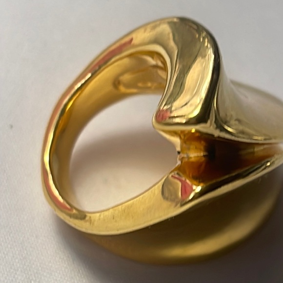 18K GP Statement Ring - Picture 3 of 6
